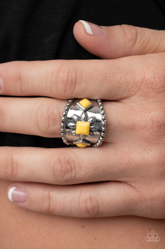 Daisy Diviner - Yellow -  Paparazzi - Davetta Jewels